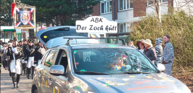 Baumberger Zoch in der Mittagssonne – 39 Gruppen zogen durch den Ortsteil mit der Botschaft „Dat Motto ist doch janz ejal, Hauptsach‘ mir fiere Karneval!“ Strahlender Sonnenschein weckte die Narren […]