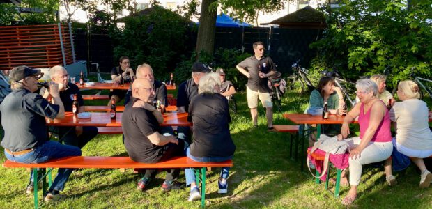 Den Übergang vom April in den Mai – üblicherweise als „Tanz in den Mai“ bezeichnet – feierte die Garde Kin Wiever wie üblich auf dem Baumberger Dorfplatz (ohne Tanz). Man […]